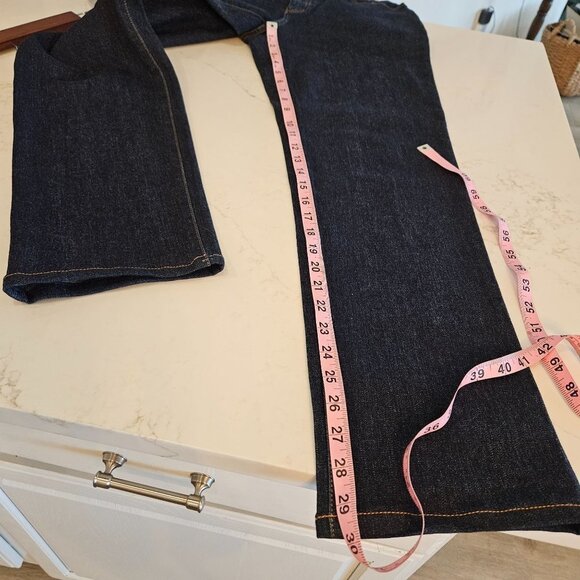 Lauren Jeans Co. Premium Blue Jeans Straight Leg, Size 6 - Picture 8 of 11